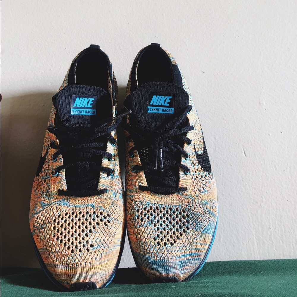 Nike Flyknit Racer